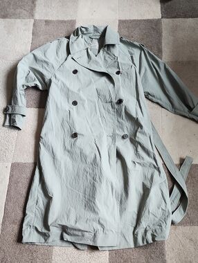 Everlane Trench Coat nwot